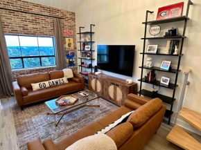 UGA Penthouse Downtown Athens Walk To Stadium